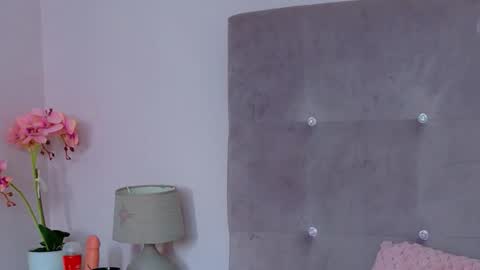 Helen online show from 25, 2, 2026