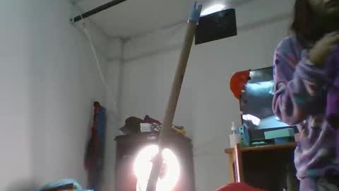 Snapshot of helenoliveira76340912 chatting on 18, 4, 2026 helenoliveira76340912 online show from 18, 4, 2026