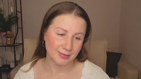 Snapshot of helens_lov chatting on 17, 6, 2026 Helen online show from 17, 6, 2026