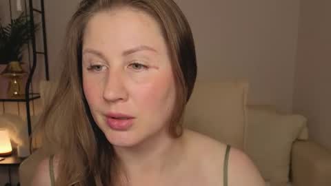 Snapshot of helens_lov chatting on 28, 6, 2026 Helen online show from 28, 6, 2026
