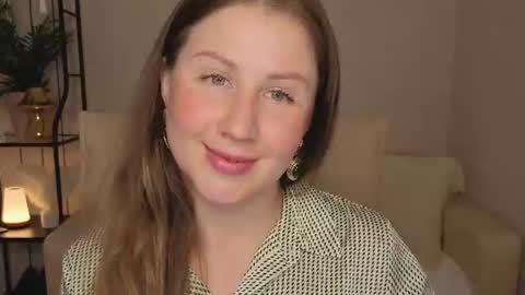 Snapshot of helens_lov chatting on 29, 6, 2026 Helen online show from 29, 6, 2026