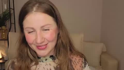Snapshot of helens_lov chatting on 30, 6, 2026 Helen online show from 30, 6, 2026