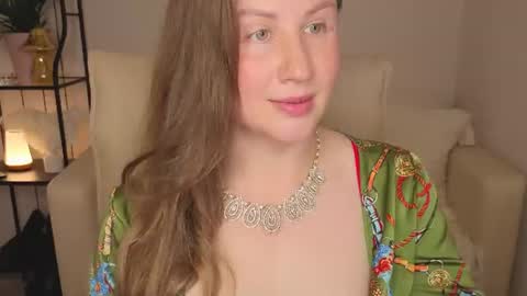 Snapshot of helens_lov chatting on 1, 8, 2026 Helen online show from 1, 8, 2026