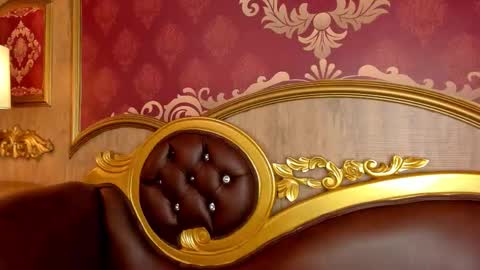 Helen or Hells online show from 17, 12, 2025