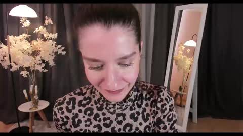 Snapshot of helentasty_ chatting on 19, 2, 2025 Helen online show from 19, 2, 2025