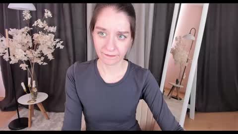 Snapshot of helentasty_ chatting on 23, 2, 2025 Helen online show from 23, 2, 2025