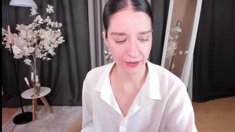 Snapshot of helentasty_ chatting on 7, 3, 2025 Helen online show from 7, 3, 2025