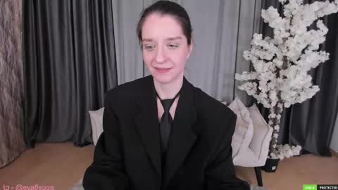 Snapshot of helentasty_ chatting on 12, 3, 2025 Helen online show from 12, 3, 2025