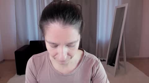 Snapshot of helentasty_ chatting on 26, 9, 2025 Helen online show from 26, 9, 2025