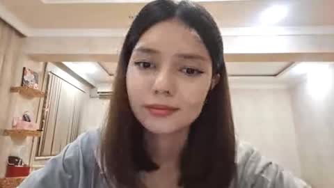 Snapshot of helgakraszewski chatting on 16, 9, 2025 Alice online show from 16, 9, 2025