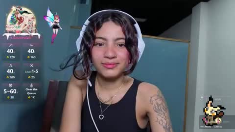 Helia Transfem and Amy online show from 14, 11, 2025