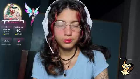 Helia Transfem and Amy online show from 15, 11, 2025