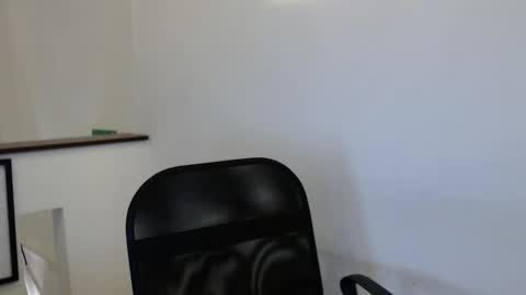 Snapshot of hell_boy66 chatting on 4, 2, 2026 Eros online show from 4, 2, 2026