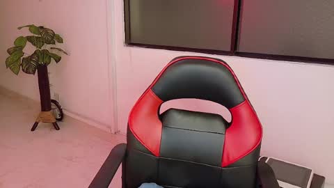 Snapshot of hell_girll_ chatting on 5, 10, 2025 Hell Girl online show from 5, 10, 2025
