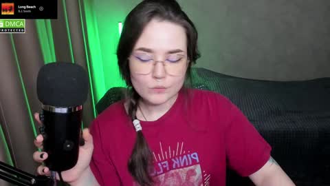 Red online show from 28, 1, 2025