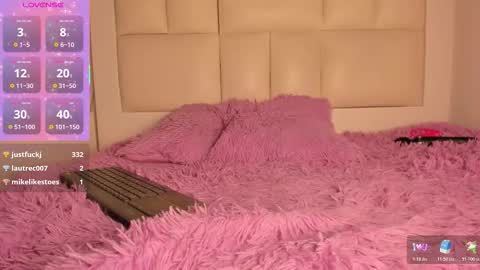 Snapshot of hellen__smith_ chatting on 9, 2, 2026 hellen__smith_ online show from 9, 2, 2026