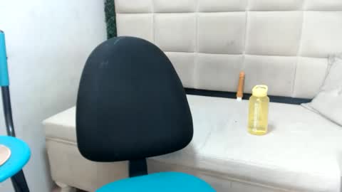 Snapshot of hellen_queensex chatting on 27, 2, 2025 hellen_queensex online show from 27, 2, 2025