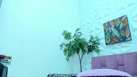 Snapshot of hellen_sky_ chatting on 19, 2, 2025 hellen online show from 19, 2, 2025