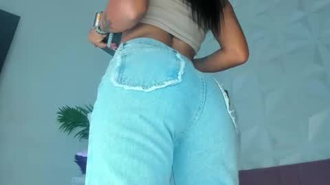 Snapshot of hellen_sky_ chatting on 10, 1, 2026 hellen online show from 10, 1, 2026