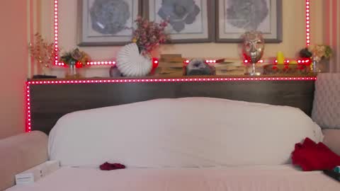    online show from 24, 2, 2025