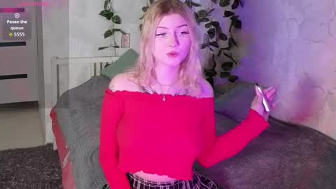 Snapshot of hellenhornny chatting on 13, 9, 2025 HellenHorny online show from 13, 9, 2025