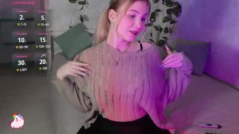 Snapshot of hellenhornny chatting on 24, 9, 2025 HellenHorny online show from 24, 9, 2025