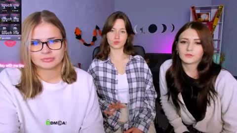 Snapshot of helli_belli chatting on 29, 10, 2025 Helli online show from 29, 10, 2025