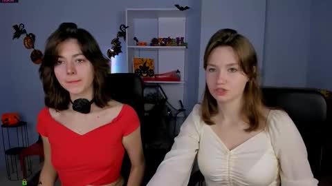 Snapshot of helli_belli chatting on 1, 11, 2025 Helli online show from 1, 11, 2025