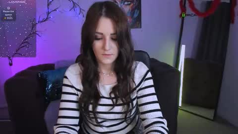 Snapshot of helli_belli chatting on 11, 11, 2025 Helli online show from 11, 11, 2025