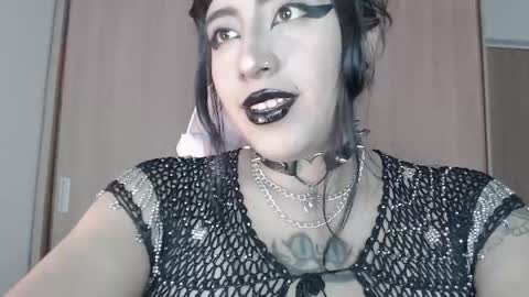 Snapshot of hello_demonkitty chatting on 10, 9, 2025 SIMONA  online show from 10, 9, 2025