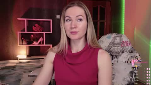 Alisia  Monday to Friday from 10 am to 4 pm GMT 2 online show from 2, 12, 2025