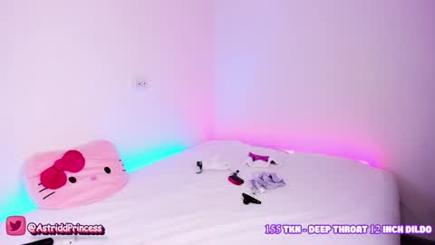 Snapshot of helloiamastrid chatting on 1, 12, 2024 helloiamastrid online show from 1, 12, 2024