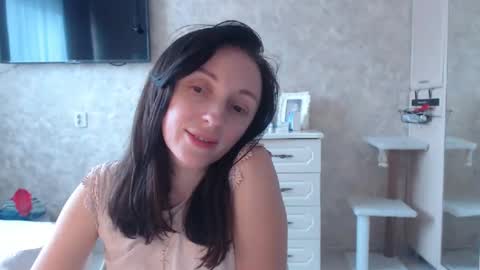 Snapshot of hellokittykaty chatting on 3, 3, 2025 Victory online show from 3, 3, 2025