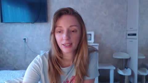 Snapshot of hellokittykaty chatting on 6, 2, 2026 Victory online show from 6, 2, 2026