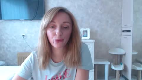 Snapshot of hellokittykaty chatting on 20, 2, 2026 Victory online show from 20, 2, 2026