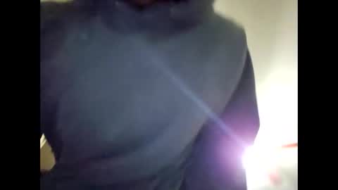 Snapshot of helloladysandgents chatting on 18, 11, 2025 helloladysandgents online show from 18, 11, 2025