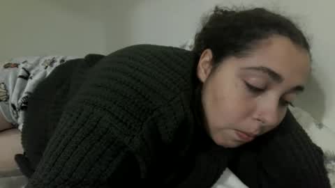 Snapshot of hellooli chatting on 21, 12, 2025 hellooli online show from 21, 12, 2025