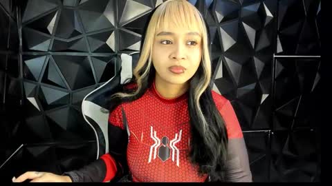 Snapshot of heluehorny13 chatting on 27, 10, 2025 heluehorny13 online show from 27, 10, 2025