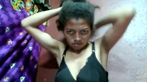 Snapshot of henitsaldy chatting on 18, 4, 2026 henitsaldy online show from 18, 4, 2026