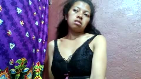 Snapshot of henitsaldy chatting on 4, 5, 2026 henitsaldy online show from 4, 5, 2026