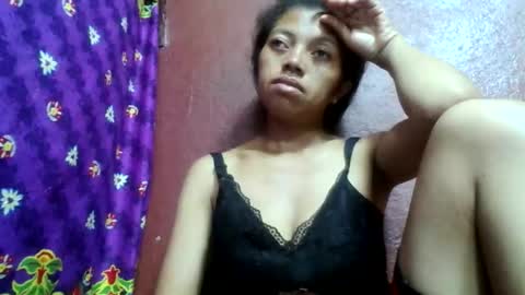 Snapshot of henitsaldy chatting on 5, 5, 2026 henitsaldy online show from 5, 5, 2026
