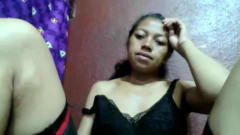 Snapshot of henitsaldy chatting on 6, 5, 2026 henitsaldy online show from 6, 5, 2026