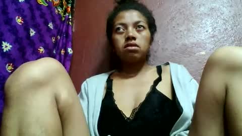 Snapshot of henitsaldy chatting on 15, 5, 2026 henitsaldy online show from 15, 5, 2026