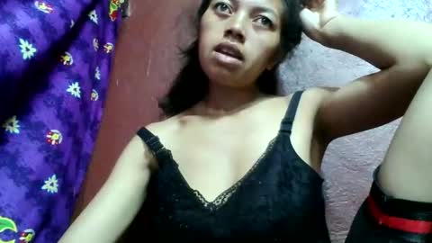 Snapshot of henitsaldy chatting on 30, 5, 2026 henitsaldy online show from 30, 5, 2026