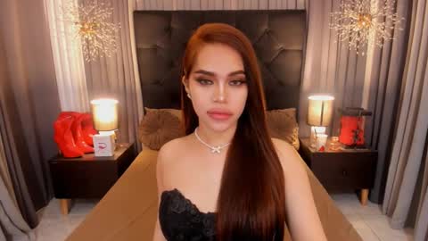 Snapshot of hennessygoddess69 chatting on 27, 1, 2025 HENNESSY online show from 27, 1, 2025