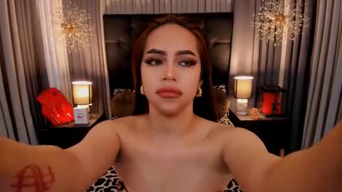 Snapshot of hennessygoddess69 chatting on 17, 2, 2025 HENNESSY online show from 17, 2, 2025