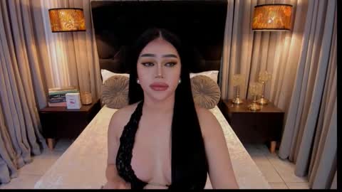 Snapshot of hennessygoddess69 chatting on 23, 10, 2025 HENNESSY online show from 23, 10, 2025