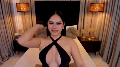 Snapshot of hennessygoddess69 chatting on 20, 11, 2025 HENNESSY online show from 20, 11, 2025