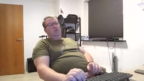 henrikrp1971 online show from 17, 10, 2025