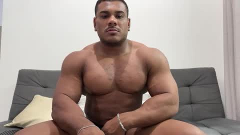 Snapshot of henrimusclee chatting on 7, 2, 2025 Henri online show from 7, 2, 2025